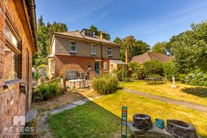 Photo 19- click for photo gallery